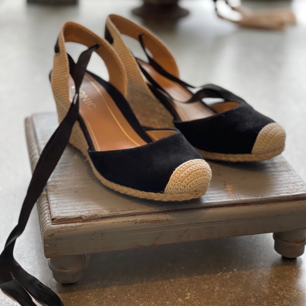 Vionic sandals